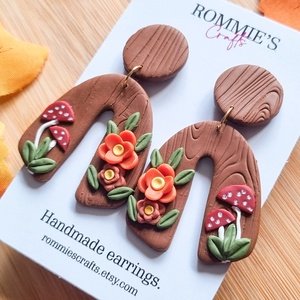 Cercei toamna cu ciupercute si flori, handmade din lut polimeric - bijuterii - cercei - cercei lungi - Artynos.ro