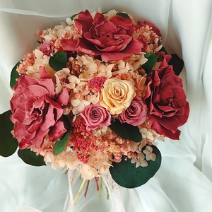 Buchet de mireasa / nasa cu trandafiri și flori criogenate.  - accesorii nuntă - amintiri și cadouri de nuntă - cadou nuntă - set de ceremonie - Artynos.ro