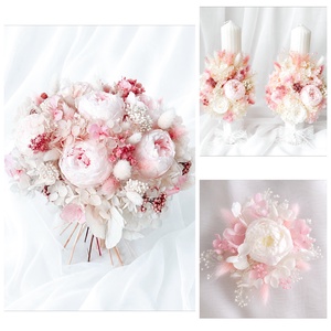 Set nunta - buchet de mireasa si lumanari, realizat cu bujori criogenati, hortensie, eucalypt si alte flori stabilizate - Artynos.ro