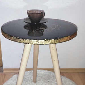 Masā din rāsina handmade - casă & stil de viață - echipamente de bucătărie - accesorii de servire - măsuță de servire - Artynos.ro