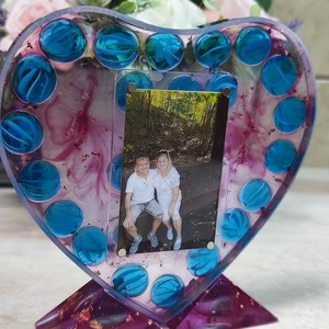 Decorațiune inimă din rășină personalizată cu fotografie Cadou unicat handmade - casă & stil de viață - decorațiuni de casă - decorațiuni de masă și rafturi - sticle ornamentale - Artynos.ro