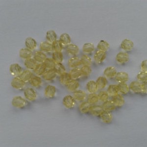 Margele cehe fatetate din sticla - 4mm - 100 buc / pachet - galben pal, , , ARTYNOS
