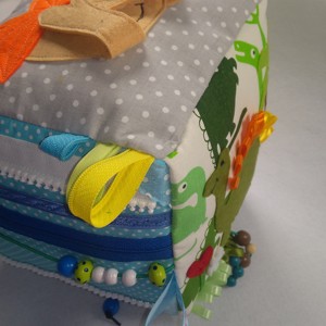 Cub pentru copii, jucărie moale, jucărie Montessori, jucărie pentru călătorii - jucării și echipamente pentru copii - jucării bebeluși - cub pentru copii - Artynos.ro