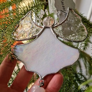 Înger de cristal în culoare opalescentă - crăciun - cadouri de moș crăciun - cadouri de moș crăciun - Artynos.ro