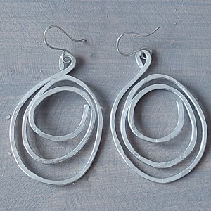 Cercei melc din aluminiu -  - Artynos.ro Cercei melc din aluminiu -  - Artynos.ro