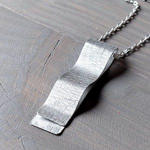 Colier EZÜSTHULLÁM -  - Artynos.ro Colier EZÜSTHULLÁM -  - Artynos.ro