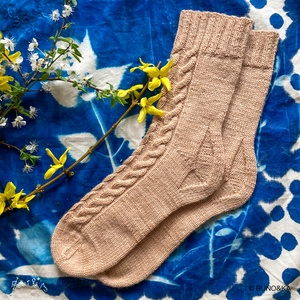 Șosete Tricotate Manual cu 8 - uri - îmbrăcăminte și modă - pantofi, papuci, șosete - șosete, șosete de genunchi - Artynos.ro
