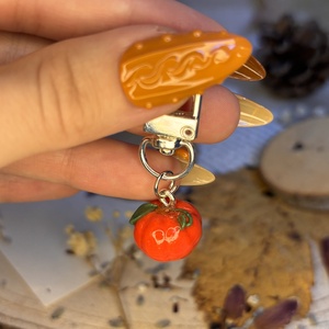  Breloc Dovlecel - genți și portofele - accesorii genți - breloc - Artynos.ro