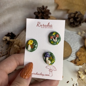 Insignă de toamnă cu ciupercuțe - genți și portofele - accesorii genți - breloc - Artynos.ro