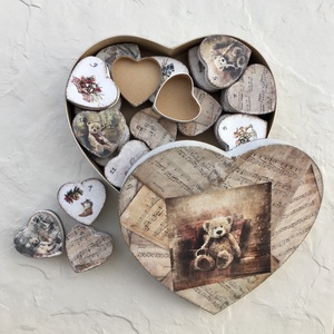 Calendarul Adventului, calendar, inimi , Craciun, Decoratiuni de Advent, Calendar de Advent, Decoupage, transfer si tehnici servetel, ARTYNOS