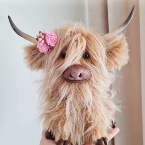 Vacuta scotiana - Cyndi, the Highland cattle, Jucării și echipamente pentru copii, Plușuri, Figurine de pluș, Cusătură, ARTYNOS