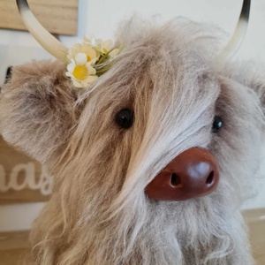 Vacuta scotiana - Toffee, the Highland cow - jucării și echipamente pentru copii - plușuri - figurine de pluș - Artynos.ro