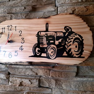 Ceas de perete din lemn pentru tractor -  - Artynos.ro
