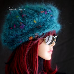 DORA / ricordo - șapcă extravagantă tricotată manual cu ciuperci din mohair gros, beretă - îmbrăcăminte și modă - eșarfe, pălării, fularuri - căciulă - Artynos.ro