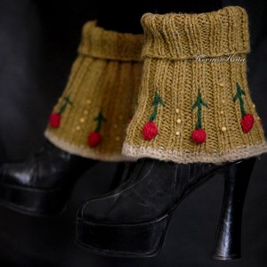 BIBI - tricotată manual  - îmbrăcăminte și modă - pantofi, papuci, șosete - încălzitor picioare - Artynos.ro