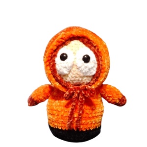 Jucarie de plus crosetata Plusica Crosetica, Kenny McCormick - Artynos.ro