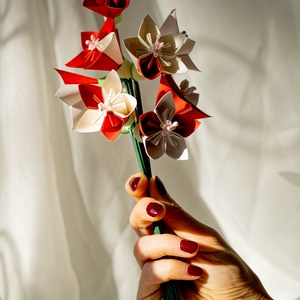 Floare din hârtie - casă & stil de viață - accesorii pentru decorat casa - suport de flori - accesorii florale - Artynos.ro