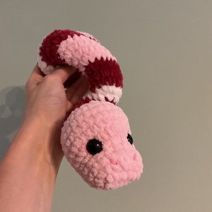 Jucărie șarpe croșetată manual - jucării și echipamente pentru copii - plușuri - păpușă croșetată, păpușă de pluș - Artynos.ro