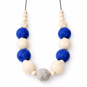 Colier bile lana impaslita  - Artynos.ro