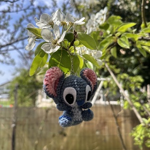 Breloc Stitch - genți și portofele - accesorii genți - breloc - Artynos.ro