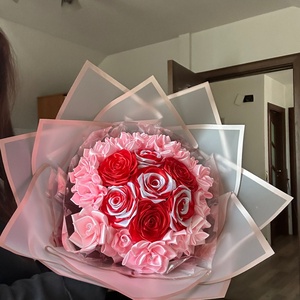 Buchet cu flori si trandafiri din satin - casă & stil de viață - decorațiuni de casă - accesorii florale - buchete de flori - Artynos.ro