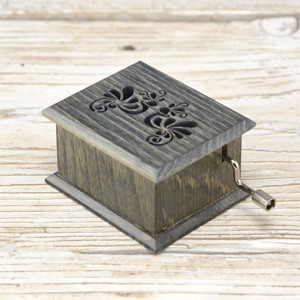 Tavaszi szél vizet áraszt - cutie muzicală verde de măsline - casă & stil de viață - accesorii pentru decorat casa - decorațiuni de masă și decorațiuni pentru rafturi  - cutii muzicale - Artynos.ro