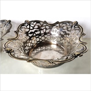 Farfurie de servit cu model ajurat, în stil edwardian, 2 bucăți - bijuterii - suporturi și cutii de bijuterii - cutii de bijuterii - Artynos.ro