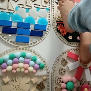 Covor senzorial/ panou Montessori handmade  - jucării și echipamente pentru copii - jocuri de gândire - jocuri de echilibru - Artynos.ro