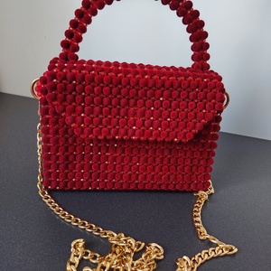 Red Velvet, Genti si portofele, Genti de mana si umar, Geanta casual, Impletituri, broderie cu margele, Gentuta handmade deosebita, realizata intr-o nuanta intensa de rosu pasional, ce emana eleganta si ..., ARTYNOS