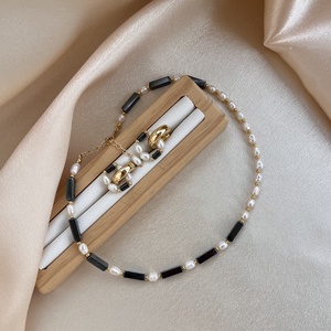 Set colier și cercei  - accesorii nuntă - bijuterii mireasă - set bijuterii de mireasă - Artynos.ro
