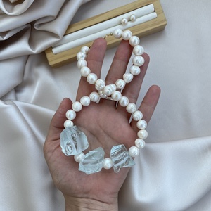 Set colier și cercei handmade - accesorii nuntă - bijuterii mireasă - manșete nuntă și ace de cravată - Artynos.ro