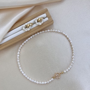 Set colier și cercei handmade - accesorii nuntă - bijuterii mireasă - set bijuterii de mireasă - Artynos.ro