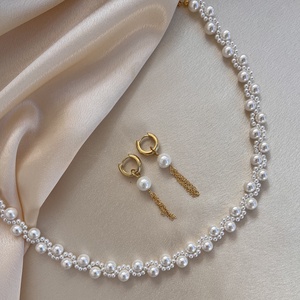 Set colier și cercei handmade - accesorii nuntă - bijuterii mireasă - colier mireasă - Artynos.ro Set colier și cercei handmade - accesorii nuntă - bijuterii mireasă - colier mireasă - Artynos.ro