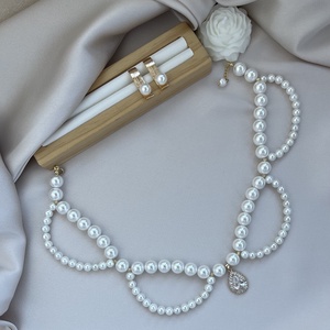 Set colier și cercei handmade - accesorii nuntă - bijuterii mireasă - colier mireasă - Artynos.ro Set colier și cercei handmade - accesorii nuntă - bijuterii mireasă - colier mireasă - Artynos.ro