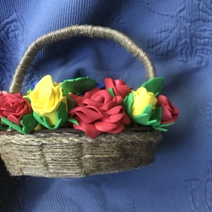 Coșuleț cu trandafiri - casă & stil de viață - accesorii pentru decorat casa - decorațiuni de masă și decorațiuni pentru rafturi  - bonsai, bonsai boluri, bonsai copac - Artynos.ro
