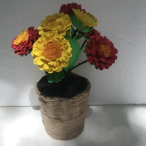 Vaza cu crizanteme, Casa & Stil de viata, Accesorii pentru decorat casa, Decoratiuni de masa si decoratiuni pentru rafturi , Boluri din ceramica, boluri decorative, Aranjament de flori, ARTYNOS