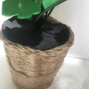 Vaza cu crizanteme - casă & stil de viață - accesorii pentru decorat casa - decorațiuni de masă și decorațiuni pentru rafturi  - boluri din ceramică, boluri decorative - Artynos.ro