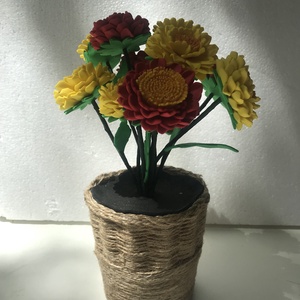 Vaza cu crizanteme - casă & stil de viață - accesorii pentru decorat casa - decorațiuni de masă și decorațiuni pentru rafturi  - boluri din ceramică, boluri decorative - Artynos.ro