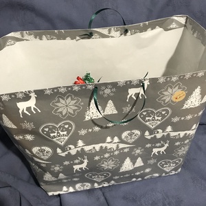 Decor handmade de Craciun - brad cu un om de zapada, Craciun, Cadouri de Mos Craciun, Cadouri de Mos Craciun, Arta de hartie, ARTYNOS