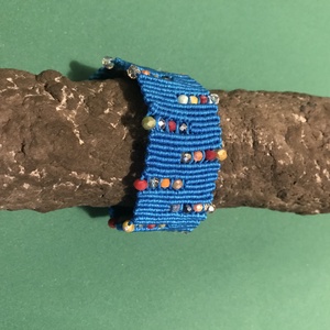 Bratara handmade din macrame - �Soapte Albastre - Artynos.ro