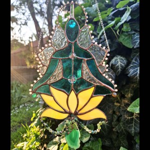 Buddha albastru cu cristale de captare a soarelui, Casa & Stil de viata, Accesorii pentru decorat casa, Decoratiuni cu tematica spirituala, , Transformarea printului Siddhartha, dupa ce a trebuit sa treaca prin toate etapele de invatare si e..., ARTYNOS