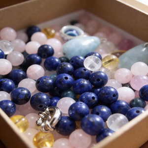 SHIRO - world of charms - Charm pentru geantă sau chei � talisman din pietre naturale - genți și portofele - accesorii genți - decorațiuni de genți - Artynos.ro