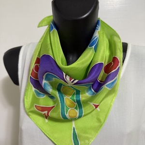 Armonie Verde de Toamnă  eșarfă din mătase pictată manual, 5555 cm - îmbrăcăminte și modă - eșarfe, pălării, fularuri - șal, eșarfă de cap - Artynos.ro