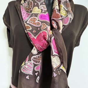 Esarfa din matase naturala  pictata manual - Inimi Dulci - îmbrăcăminte și modă - eșarfe, pălării, fularuri - șal, eșarfă de cap - Artynos.ro