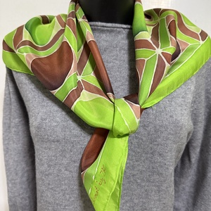 Esarfa patrata din matase naturala 100% pictata manual 74x74 cm - Verde Modern, Imbracaminte si moda, Esarfe, palarii, fularuri, Sal, esarfa de cap, , ARTYNOS