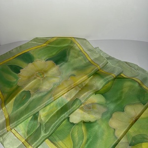 Esarfa din matase naturala pictata manual � tonuri elegante verde si auriu � 45x180 cm - îmbrăcăminte și modă - eșarfe, pălării, fularuri - șal, eșarfă de cap - Artynos.ro