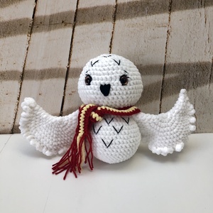 Bufnița Hedwig - amigurumi - jucării și echipamente pentru copii - plușuri - păpușă croșetată, păpușă de pluș - Artynos.ro