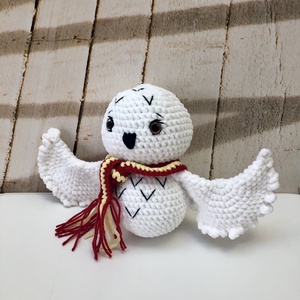 Bufnița Hedwig - amigurumi - jucării și echipamente pentru copii - plușuri - păpușă croșetată, păpușă de pluș - Artynos.ro