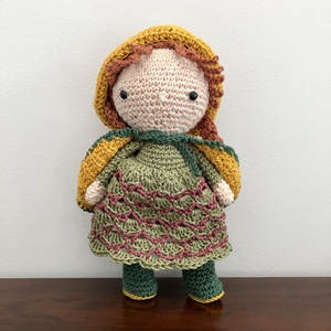 Papusa Panka crosetata in pelerina si palarie - amigurumi, Jucarii si echipamente pentru copii, Plusuri, Papusa crosetata, papusa de plus, Crosetat, Papusi si fabricare de marionete, ARTYNOS