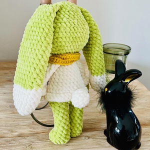 Iepurașul Beno - amigurumi - jucării și echipamente pentru copii - plușuri - păpușă croșetată, păpușă de pluș - Artynos.ro